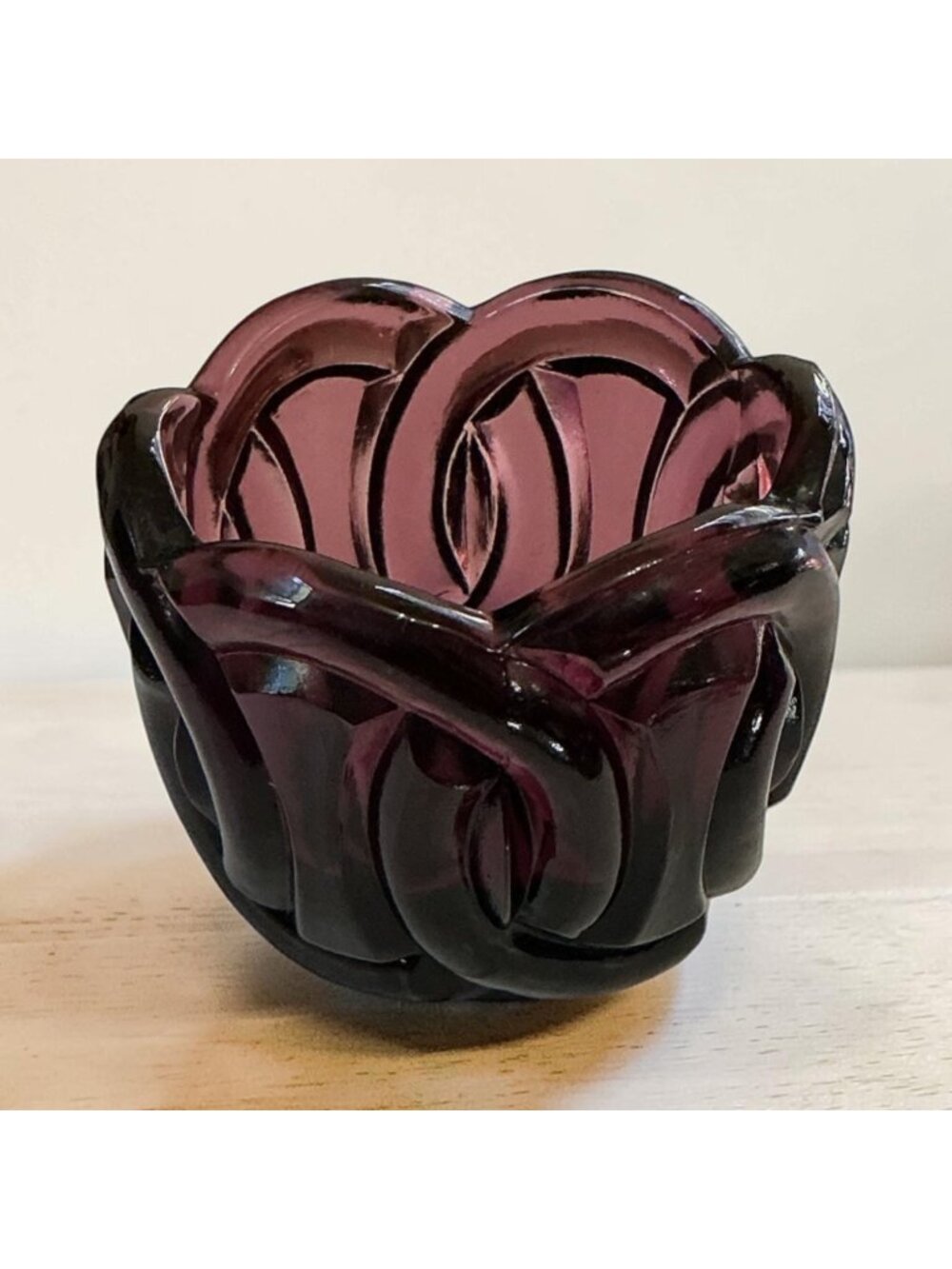 Pressed Glass Votive Candle Holder With Wedding Ring Pattern 1.75" H X 2" Diamet